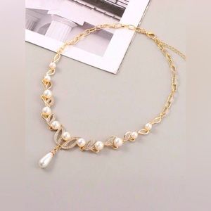 Pearl necklace